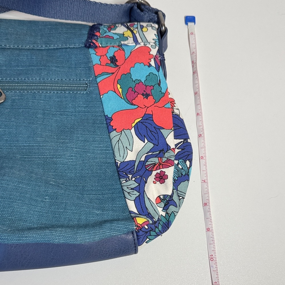 Sakroots Artist Circle Foldover Crossbody - Lake Flower Power - Picture 11 of 11